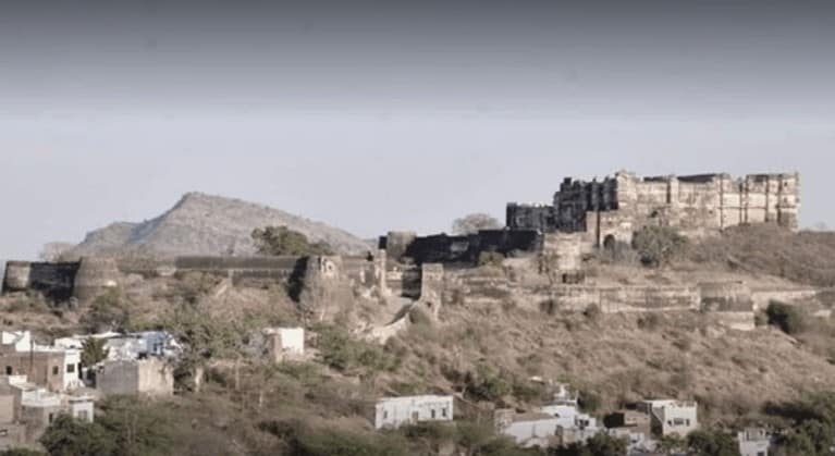 Badnore-Fort-Bhilwar-Rajasthan