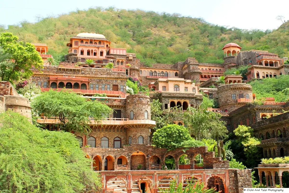 fort neeemrana palace alwar rajasthan