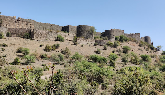 Gugor Fort Baran