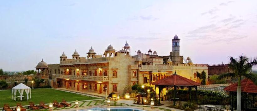 khimsar-fort-and-dunes